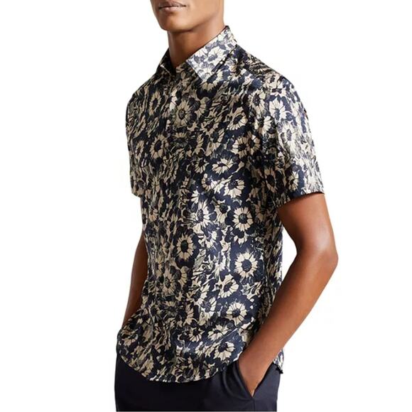 Ted Baker Other - Ted BakerAibsho Short Sleeve Monochrome Floral Short Sleeve Shirt Size 4 / US L